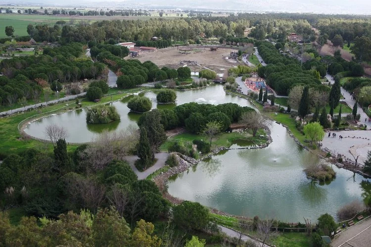 İzmir Doğal Yaşam Parkı'na pazartesi molası