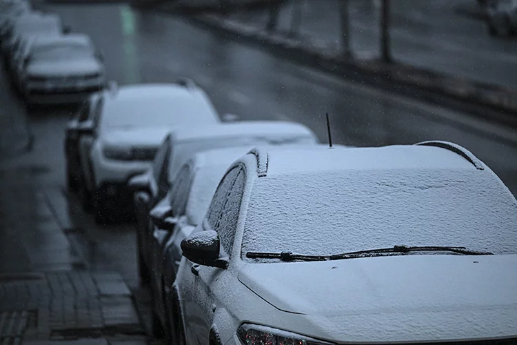 Ankara'da kar etkili oluyor