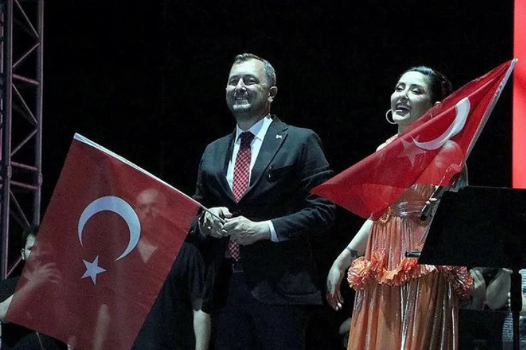 AK Parti'li Süleymanpaşa Belediye Başkanı Yüksel istifa etti