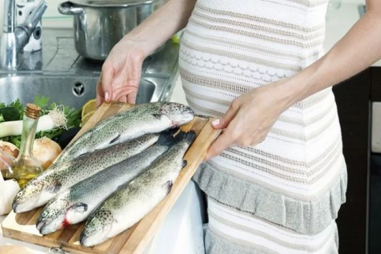 Hamileler dikkat: Her balığın eti yenmez!
