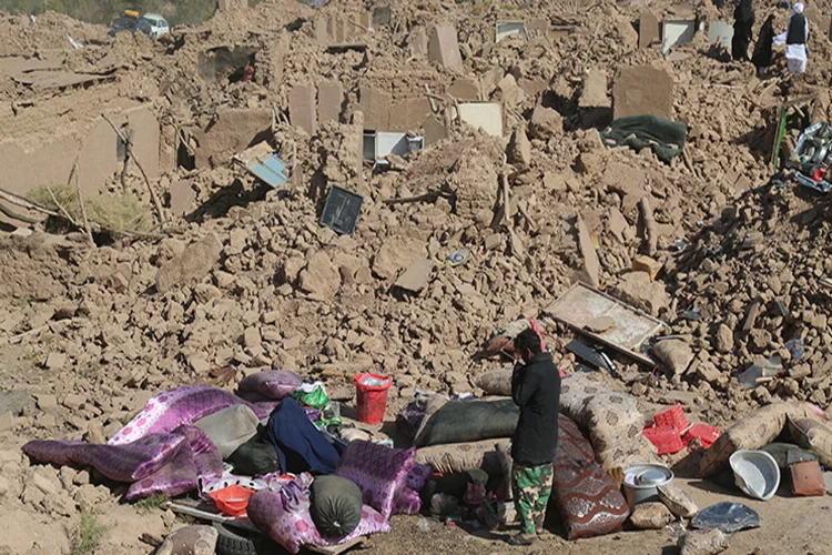 Afganistan'ın Herat vilayetindeki depremlerde ölenlerin sayısı yükseldi