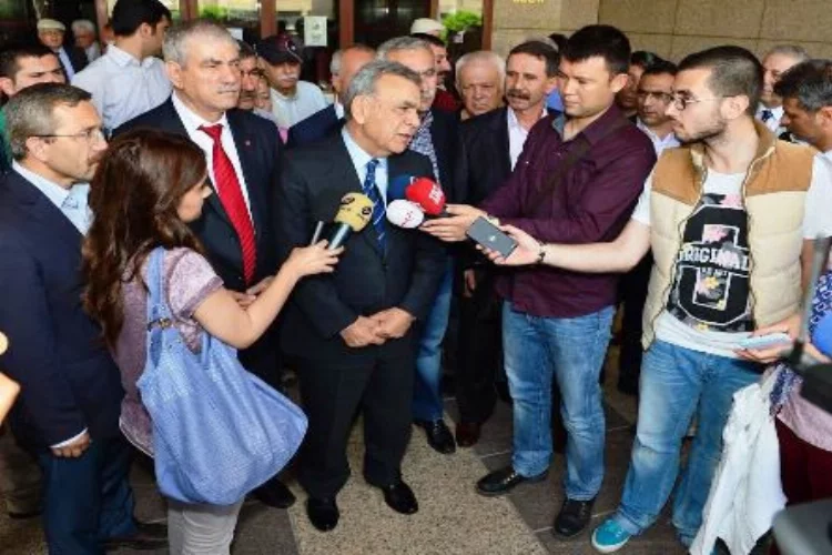 129 Sanıklı İzmir Büyükşehir davası 2 Eylüle ertelendi