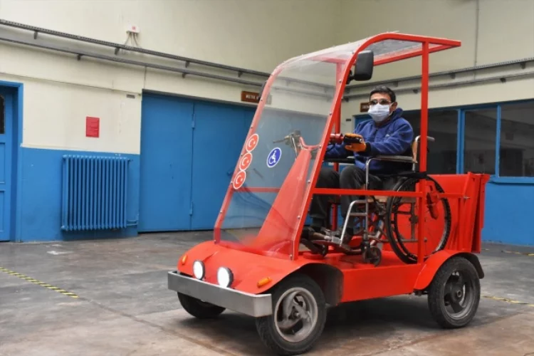 Muğla'da meslek lisesi öğretmenlerinden engelliler için özel araç