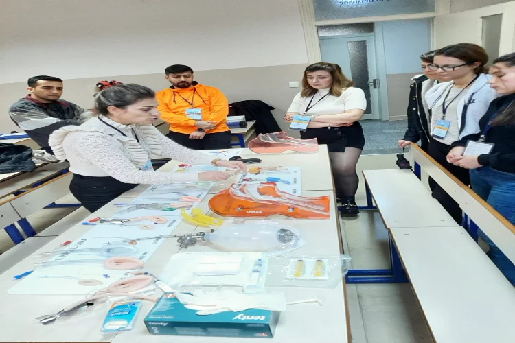 Atatürk Sağlık Hizmetleri MYO’dan sağlık çalışanlarına yönelik üç önemli etkinlik daha