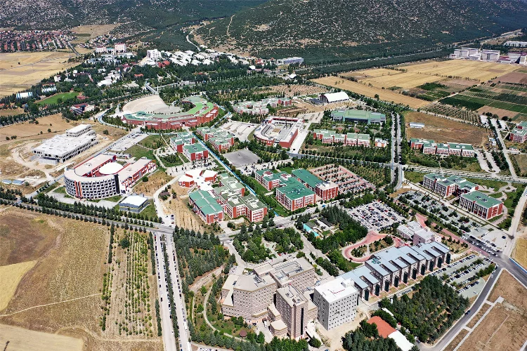 Süleyman Demirel Üniversitesi sözleşmeli Canlı Model alacak