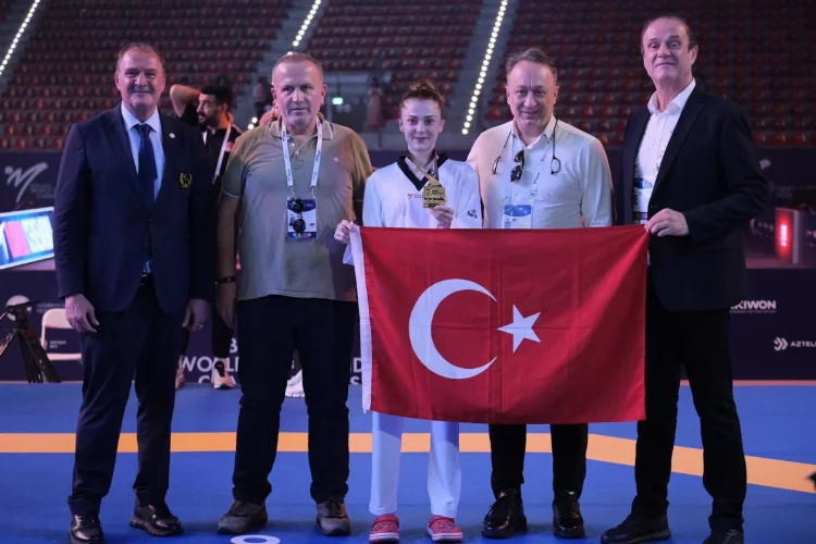 Milli tekvandocu Merve Dinçel, Dünya şampiyonu oldu