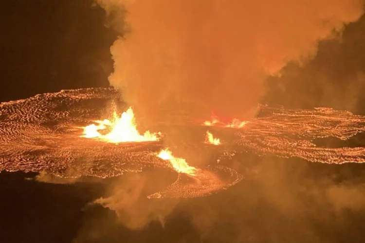Hawaii'deki Kilauea Yanardağı'nda patlama
