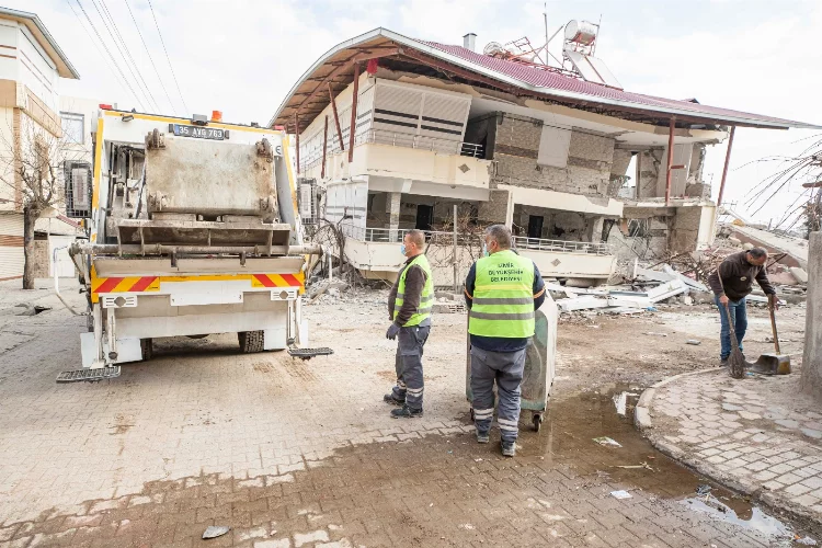 İzmir'den Kahramanmaraş’ a temizlik seferberliği
