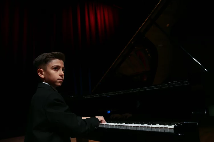 Piyanonun 11 yaşındaki Türk yeteneği