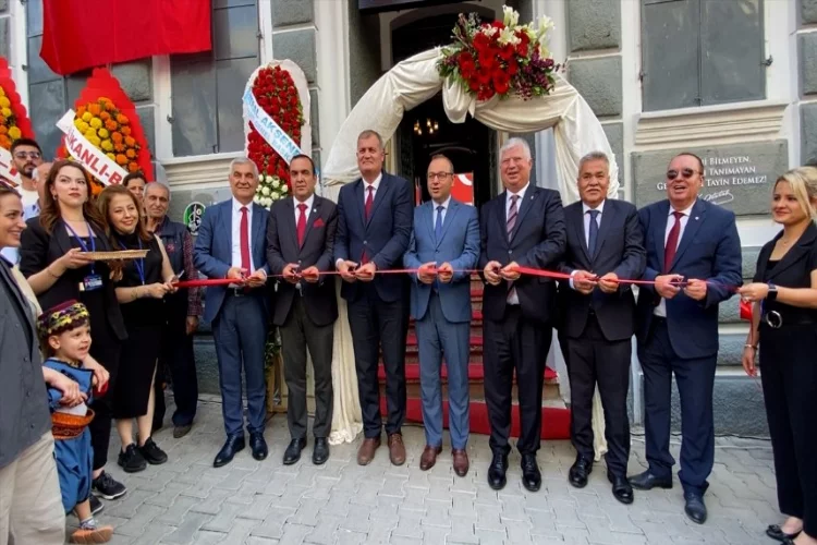 İzmir'de Kuvayı Milliye ve Zeybek Müzesi açıldı