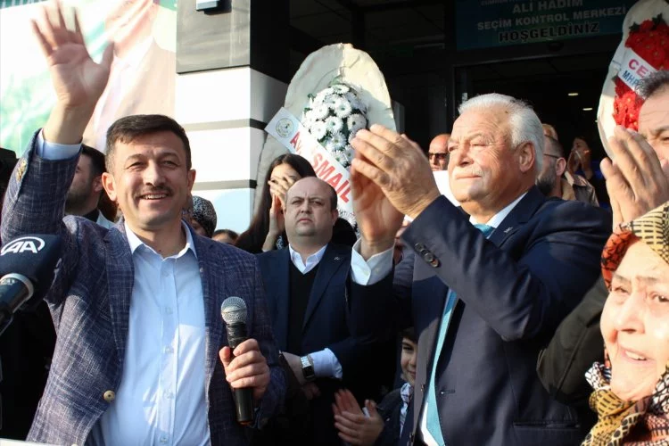 AK Parti İzmir Büyükşehir Belediye Başkan adayı Hamza Dağ Ödemiş’te