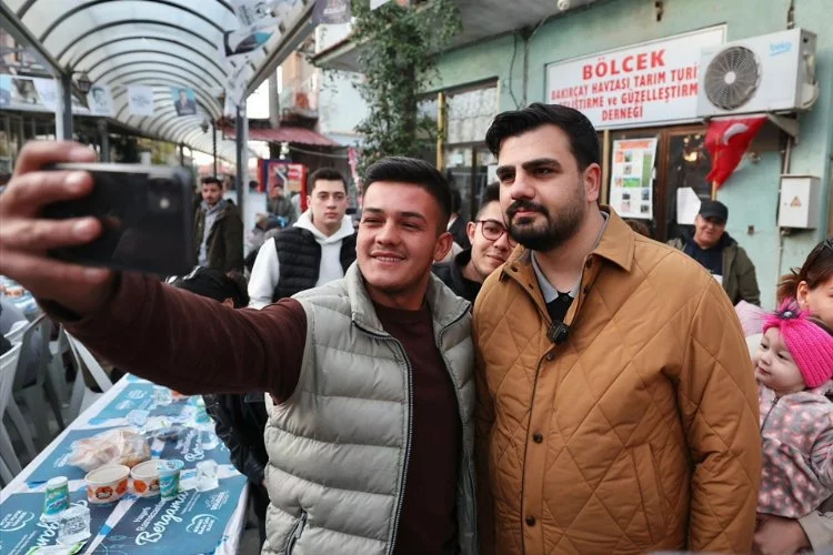 AK Parti'li Milletvekili Eyyüp Kadir İnan'dan Bergama ve Kınık'a ziyaret