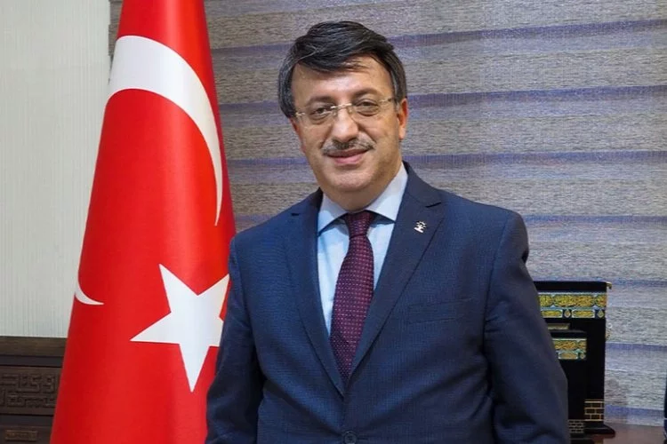 AK Parti Van Milletvekili Kayhan Türkmenoğlu kimdir?