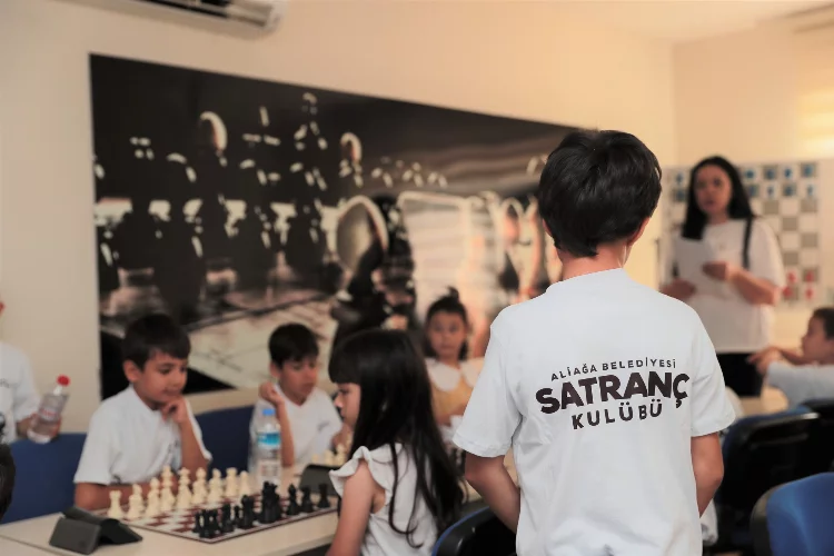 Aliağa'da satranç turnuvası heyecanı