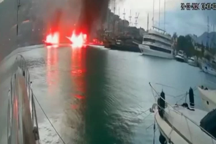 Antalya'da yangın: Tekneler alev aldı