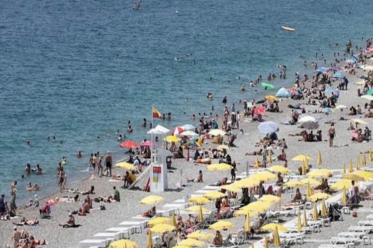 Antalya ve Muğla sahillerinde güneşli hava yoğunluğu