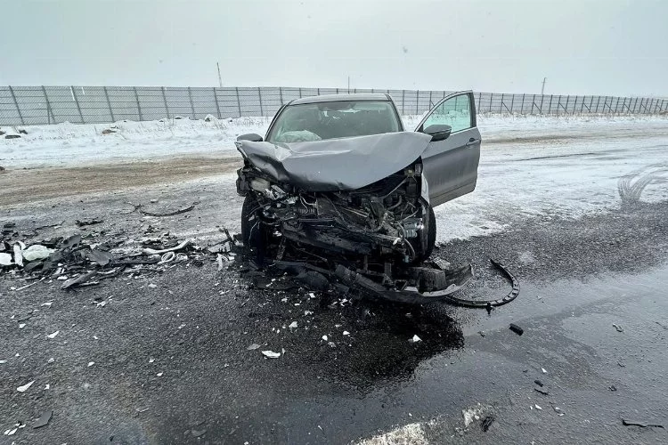 Kars’ta feci trafik kazası: Yaralılar var!
