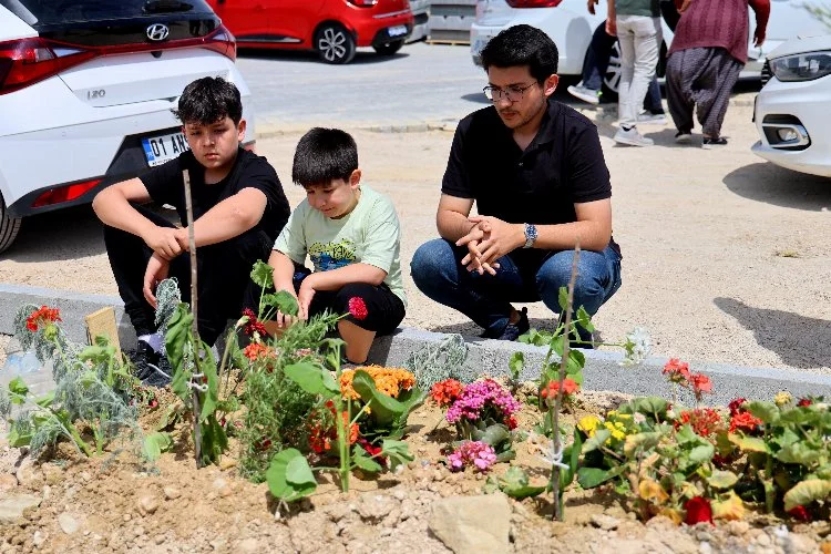 Adana'da anneleri maganda kurşunuyla ölen kardeşlerin en acı Anneler Günü