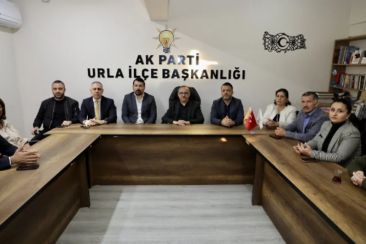 AK Parti'li Sürekli'den 'tarihe saygı' çıkışı