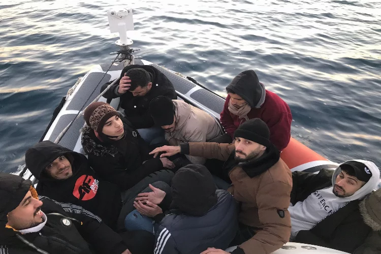 Yunanistan'ın ölüme ittiği 116 düzensiz göçmen kurtarıldı