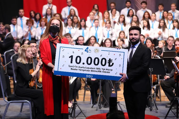 DEÜ'de besteler İzmir’in 100. yılı için yarıştı