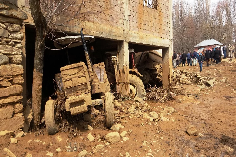 Bitlis’te sel baskını sonrası hasar tespit çalışmaları tamamlandı