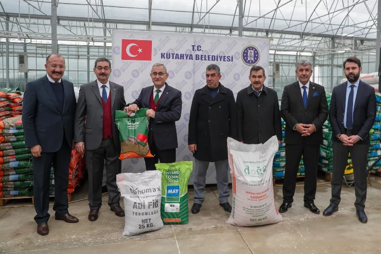 Kütahya üreticilere 26 bin kilogram tohum desteği sağladı