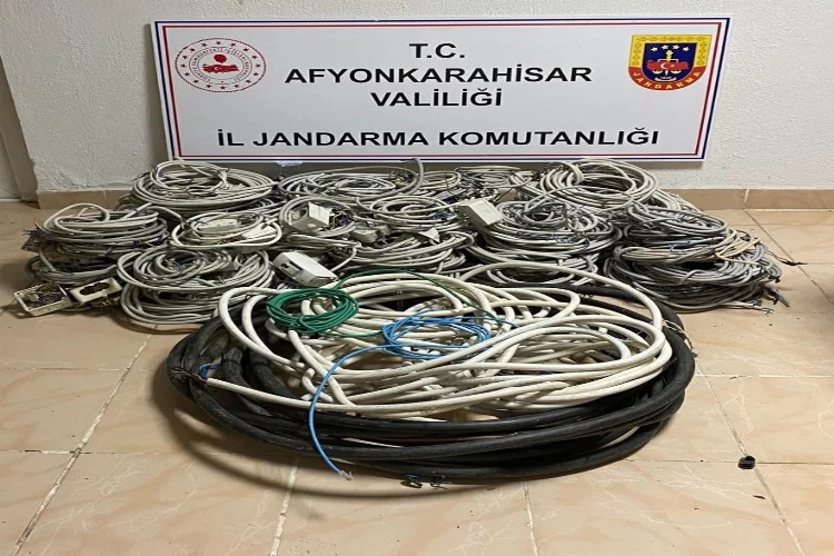 Kablo ve priz hırsızları Afyonkarahisar'da yakalandı