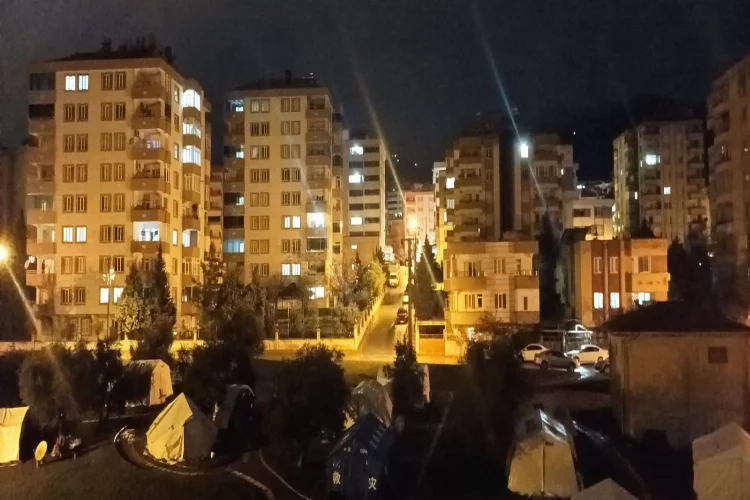Adana ve Kahramanmaraş'ta deprem