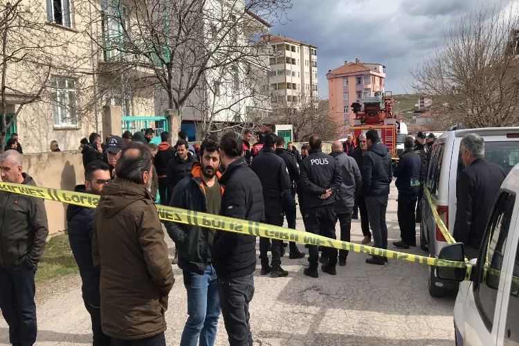 Elazığ'da bir evde 6 kişi ölü bulundu