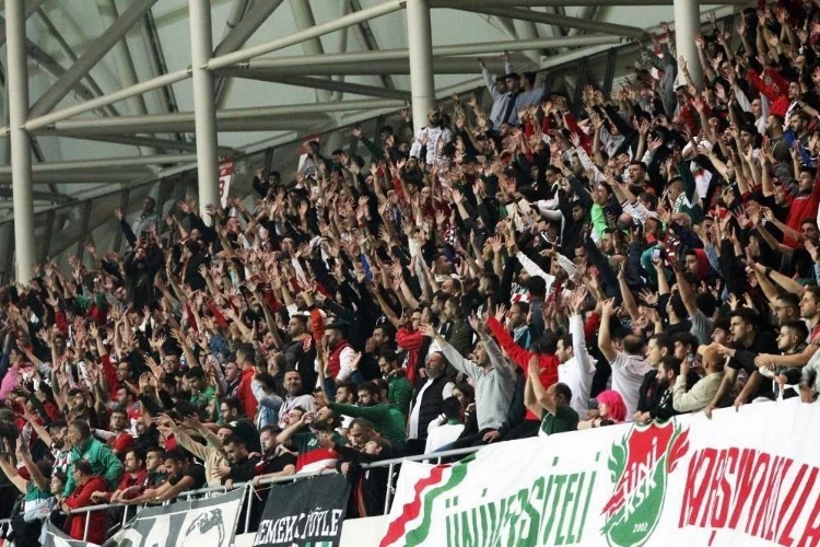 Karşıyaka - Yomraspor maçının biletleri satışta