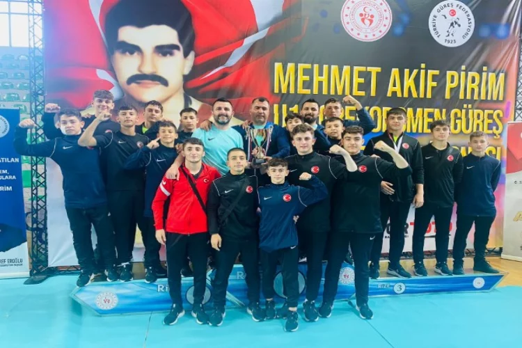 Manisa Güreş Eğitim Merkezi, Türkiye şampiyonu oldu
