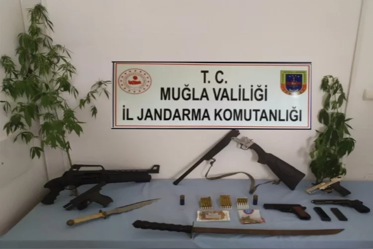 Muğla’da silah ticareti yapan 4 kişi yakalandı