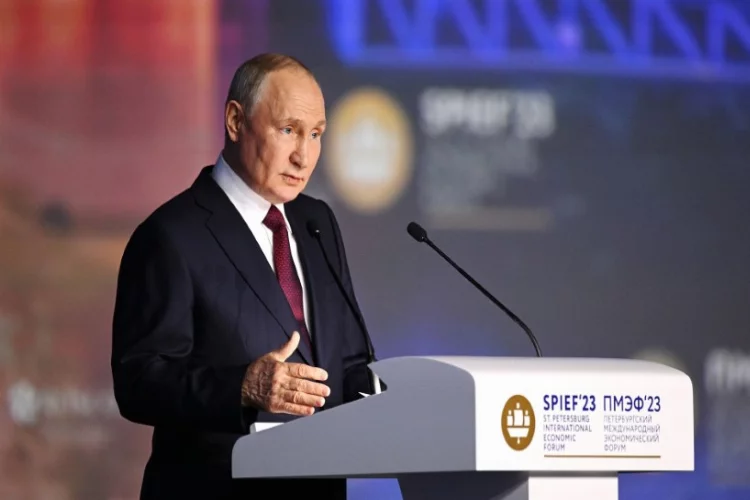 Putin: İlk nükleer başlıklar teslim edildi