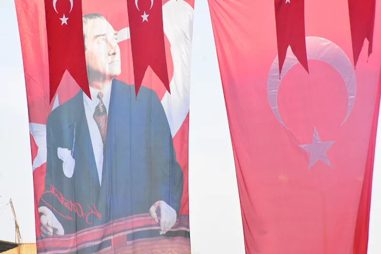 Aydın’da Atatürk fotoğraflarla anıldı