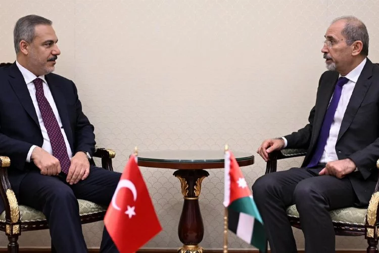Bakan Fidan Ürdün Dışişleri Bakanı es-Safedi ile görüştü