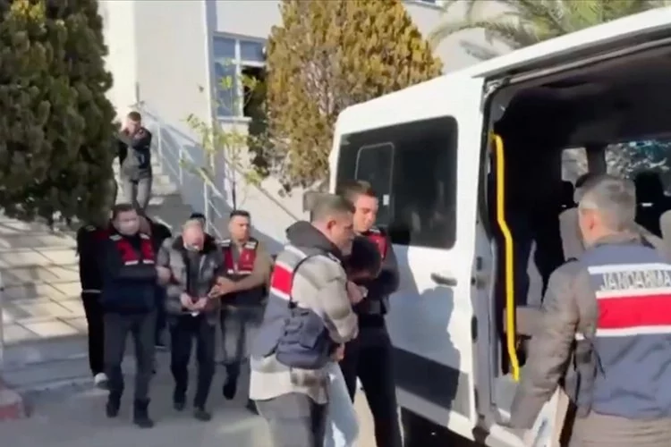 Bakan Yerlikaya duyurdu: Kafes-45 operasyonunda 63 şüpheli yakalandı