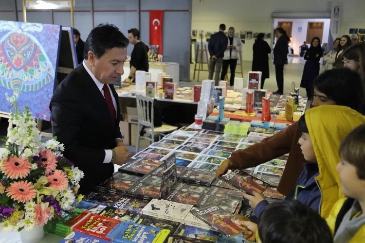 Bodrum Belediye Başkanı Başkan Aras Bodrum Kitap Günlerinde