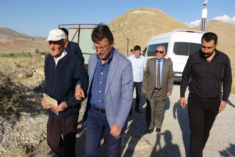 Vekil Türkmenoğlu’ndan Çavuştepe Kalesi bekçisine ziyaret