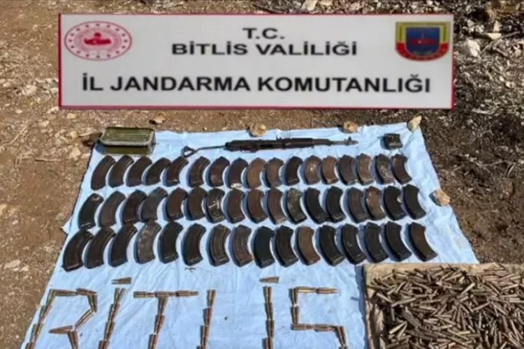 Bitlis'te PKK'lı teröristlere ait mühimmat ele geçirildi
