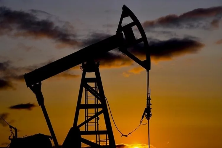 Brent petrolün varil fiyatında yeni rekor