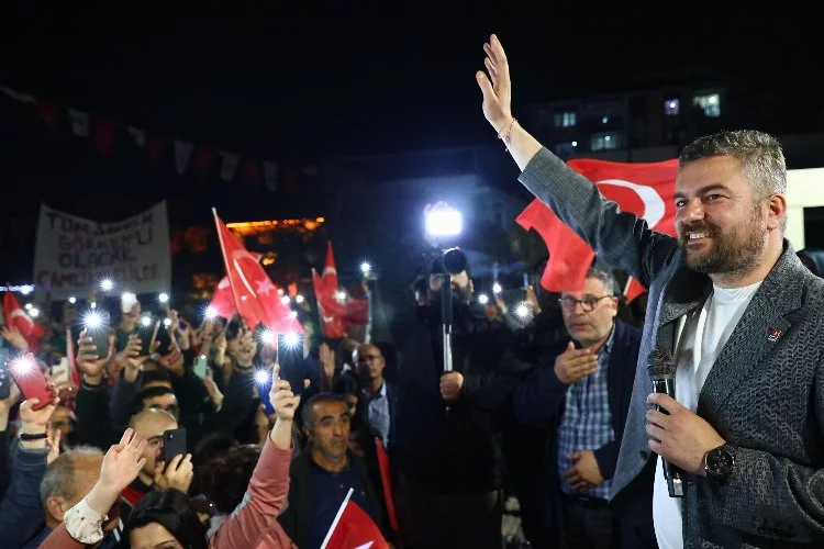 Buca'da CHP’li Görkem Duman'a destek yürüyüşü