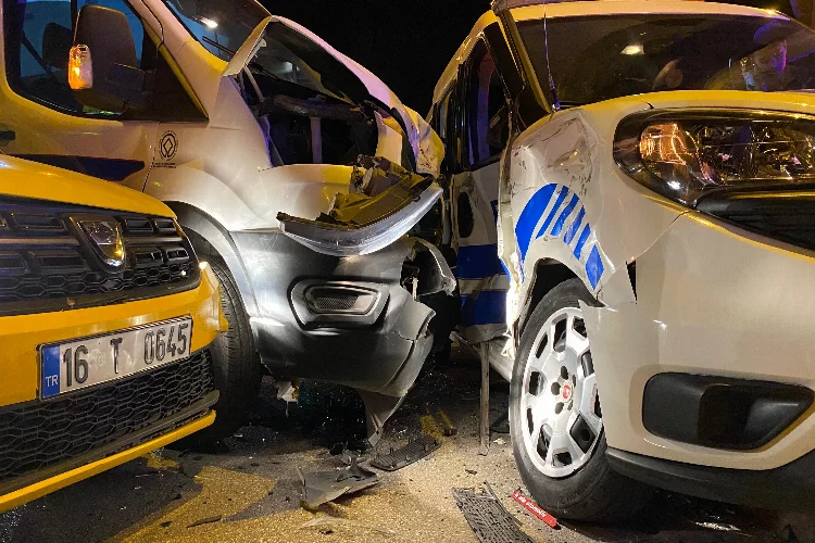Bursa'da zincirleme trafik kazası: 6 yaralı
