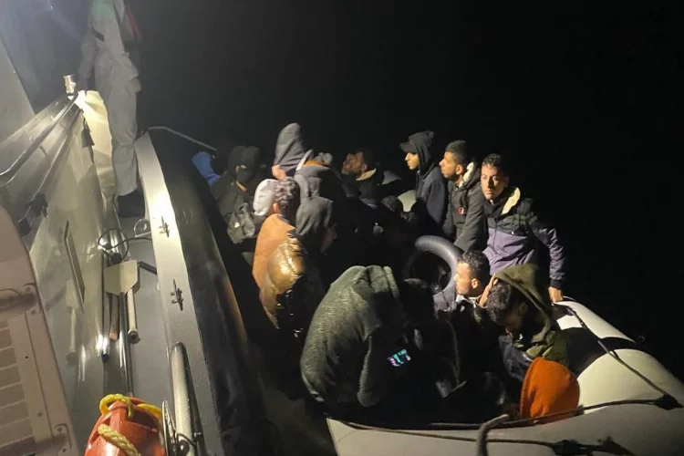 Çanakkale’de 23 kaçak göçmen yakalandı