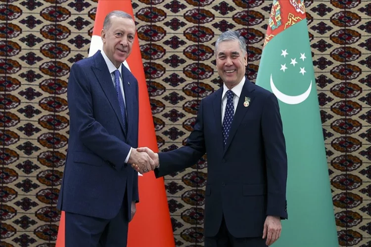 Cumhurbaşkanı Erdoğan, Türkmenistan Ulusal Konseyi Halk Maslahatı Başkanı Berdimuhamedov ile görüştü