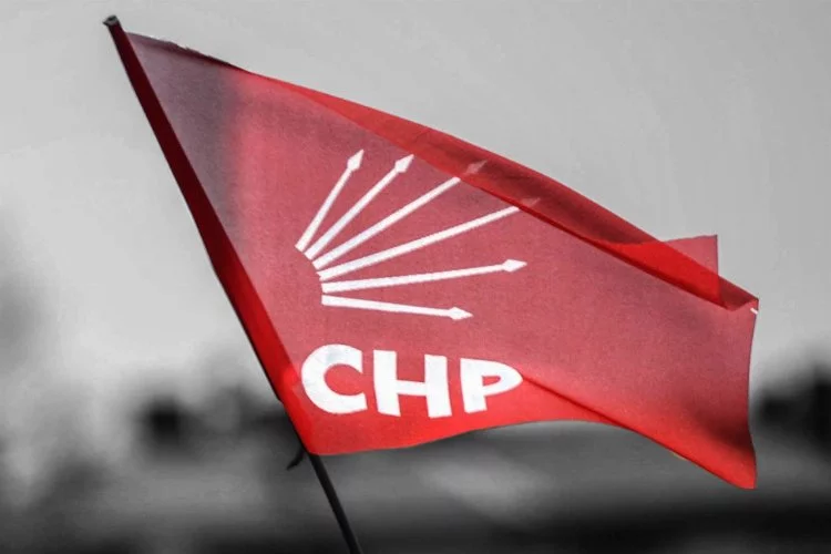 CHP Çiğli'nin yöneticilerine gözaltı kararı: Cumhurbaşkanı'na hakaret suçlaması