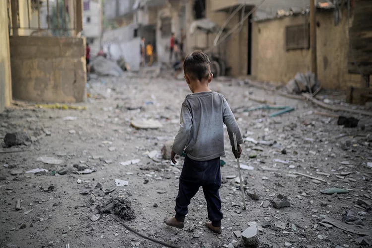İsrail saldırılarında ölen Filistinlilerin yüzde 40'ı çocuk