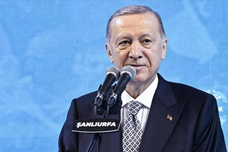 Cumhurbaşkanı Erdoğan: Depremzedelerimizi yeni yuvalarına kavuşturmak için koşturacağız