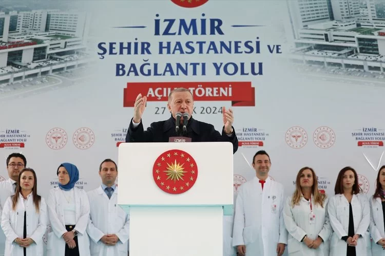 Cumhurbaşkanı Erdoğan, İzmir Şehir Hastanesi açılışında: 35 bin sağlık personeli atanacak