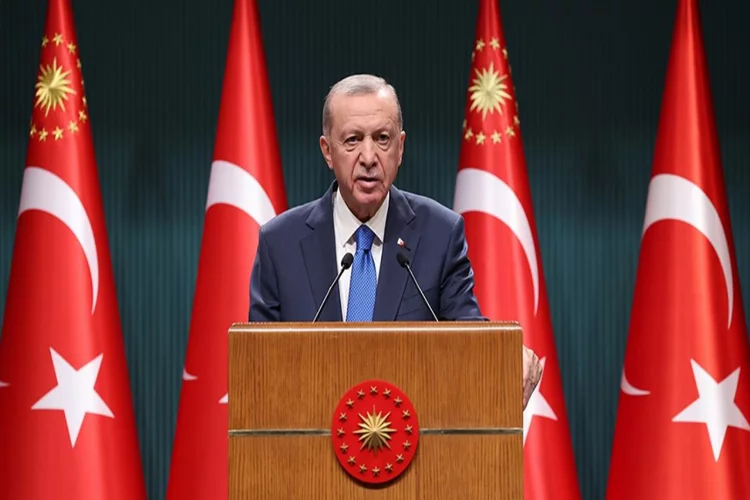 Cumhurbaşkanı Erdoğan: Emeklilere 5 bin TL ödenecek
